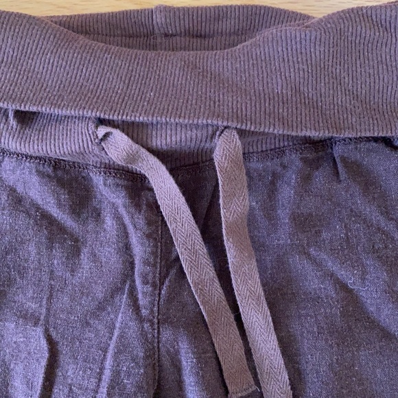 Cute/Comfortable linen pants - Picture 2 of 3